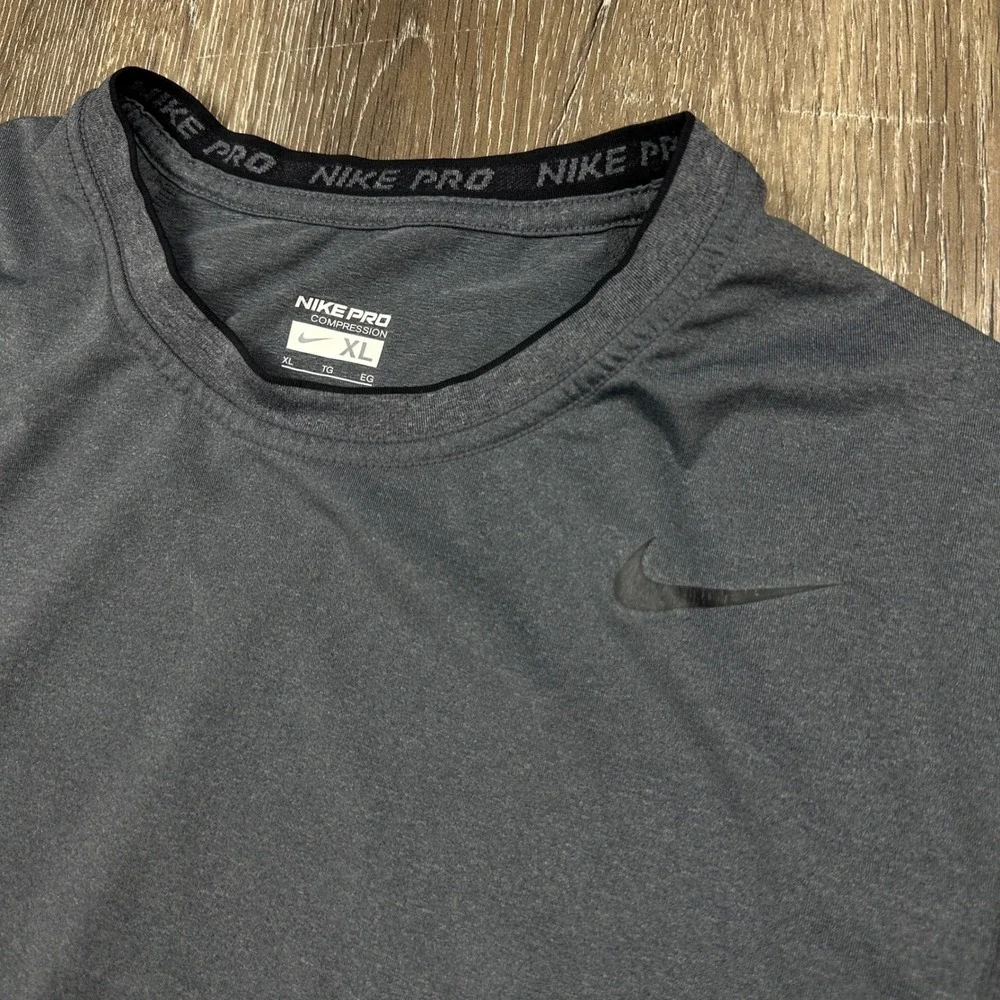Nike Pro Compression Shirt Mens XL Gray Long Sleeve Dri-FIT Training Base Layer